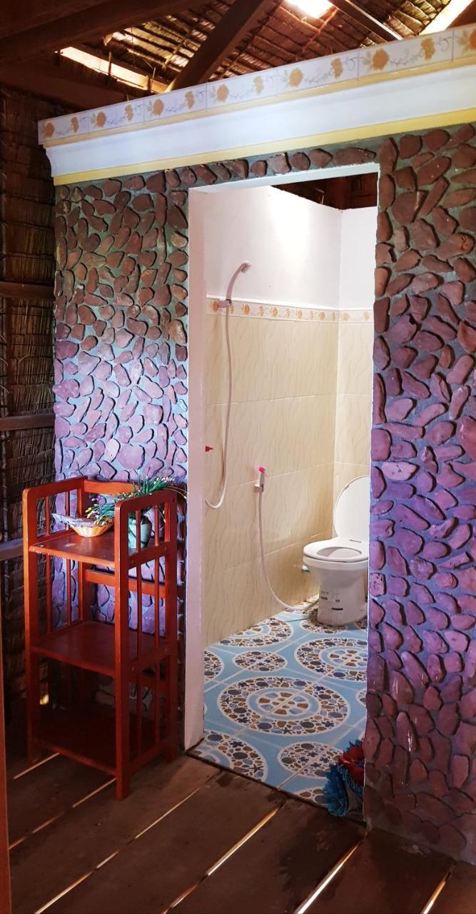 Khim Vouch Ay Rabbit Island Villa Kep Exterior photo