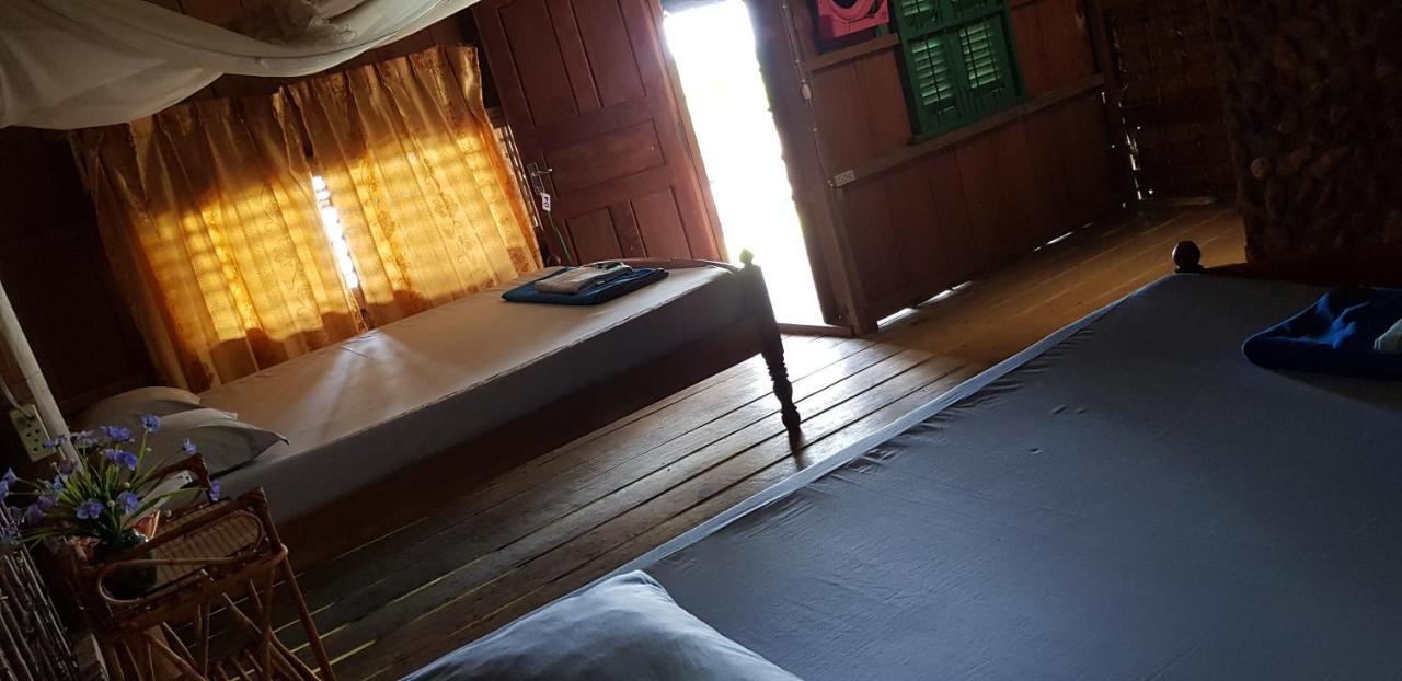 Khim Vouch Ay Rabbit Island Villa Kep Exterior photo